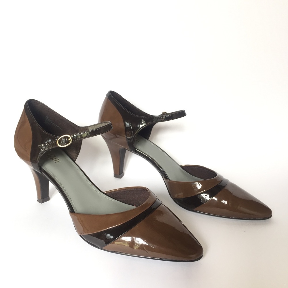 Pointed Toe Ankle Strapped Pumps - image 1